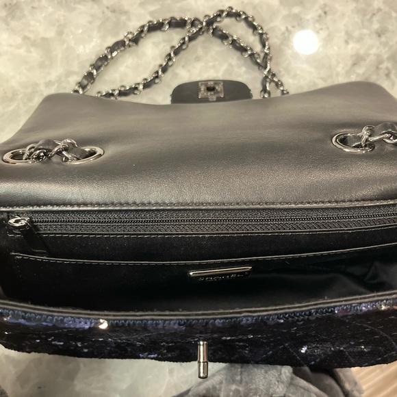 Chanel bag - Picture 7 of 10